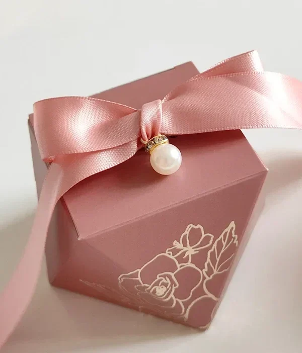 Sparkling Rhinestone Paper Candy Boxes - Perfect for Weddings, Baby Showers, and Birthday Parties - Chocolate Packaging Box and Party Favors